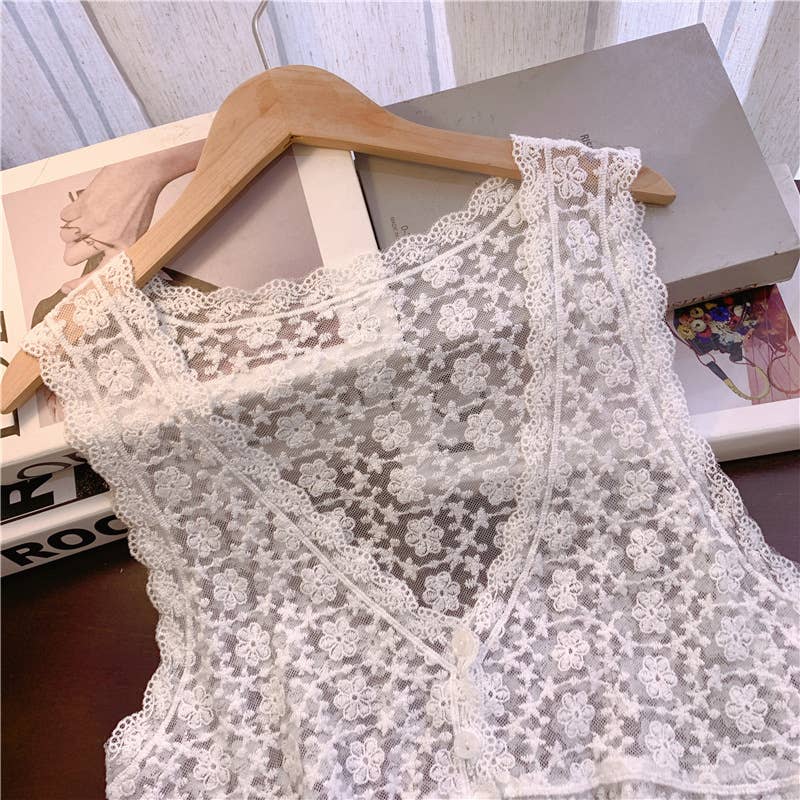 Embroidered Lace Short Sleeve Crop Top