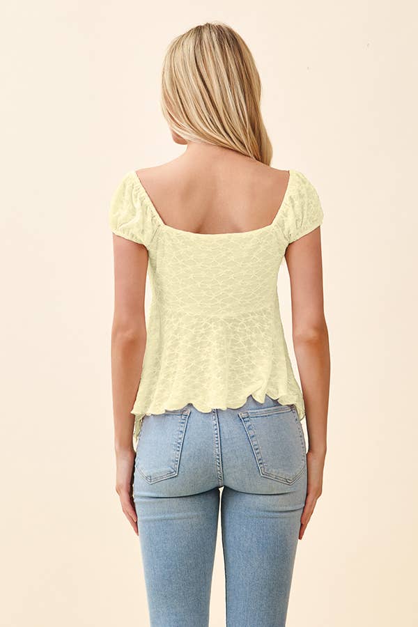 LT56182B - RUFFLE DETAIL UNEVEN HEM PUFF SLV TOP