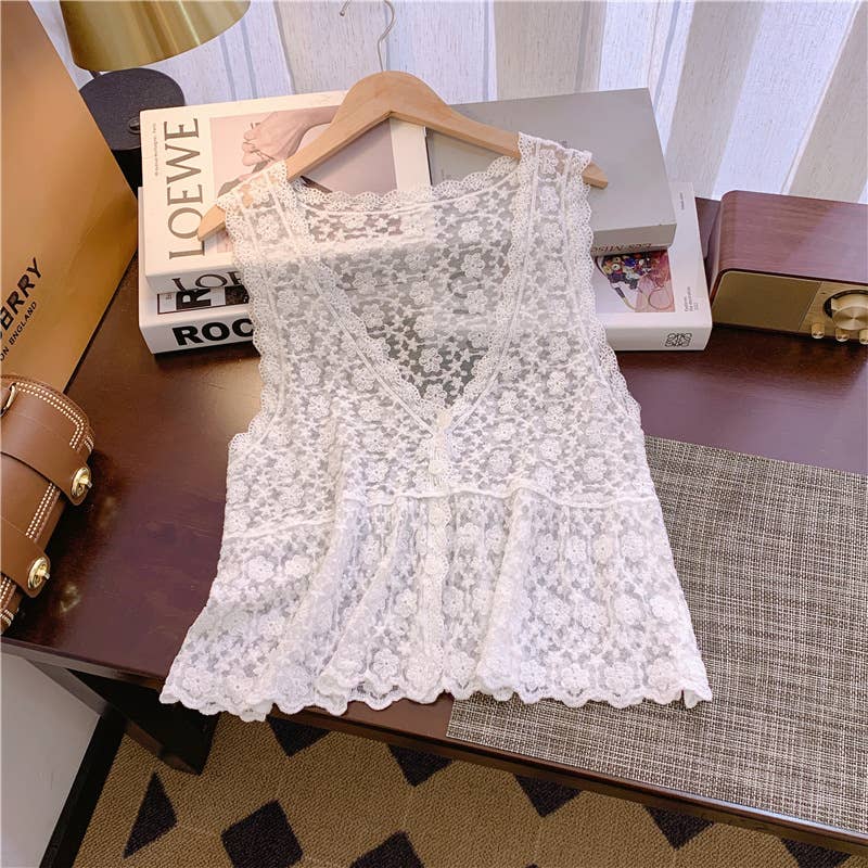 Embroidered Lace Short Sleeve Crop Top