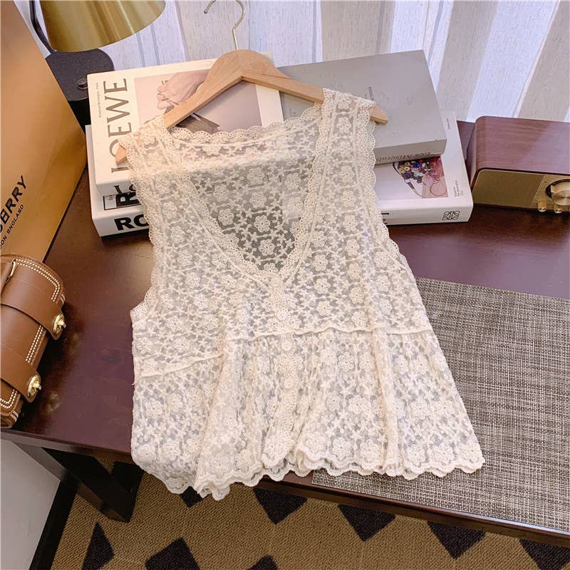 Embroidered Lace Short Sleeve Crop Top