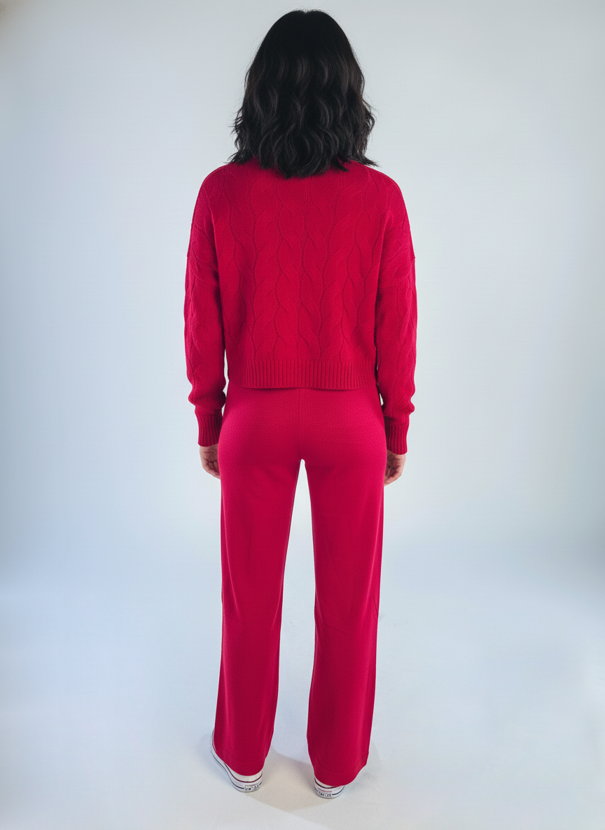 Two-piece set with a cable-knit sweater and trousers