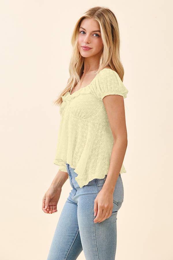 LT56182B - RUFFLE DETAIL UNEVEN HEM PUFF SLV TOP